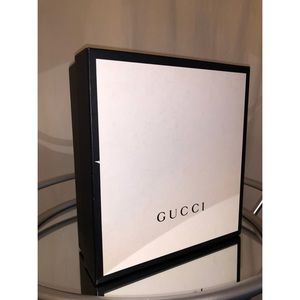 Gucci box
